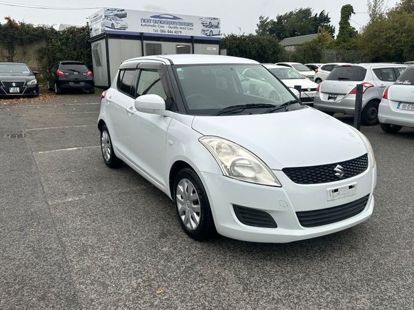 Suzuki Swift Hatchback, Petrol, 2012, White
