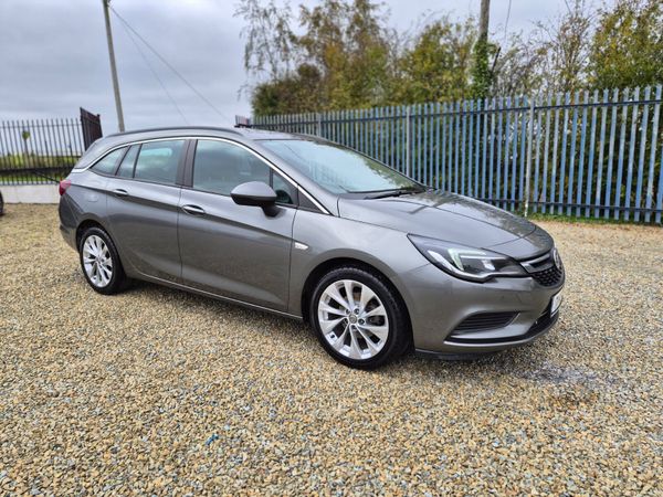 Vauxhall Astra Estate, Petrol, 2017, Grey