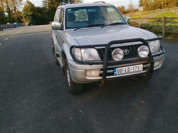 Toyota Land Cruiser SUV, Diesel, 2000, Silver