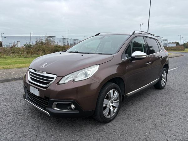 Peugeot 2008 Hatchback, Petrol, 2014, Brown