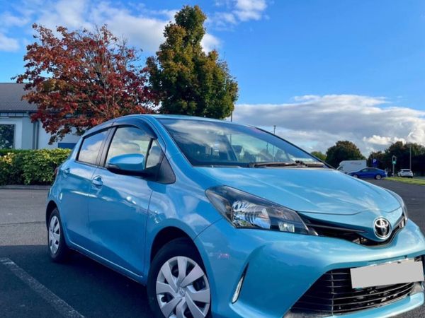 Toyota Vitz Hatchback, Petrol, 2016, Blue