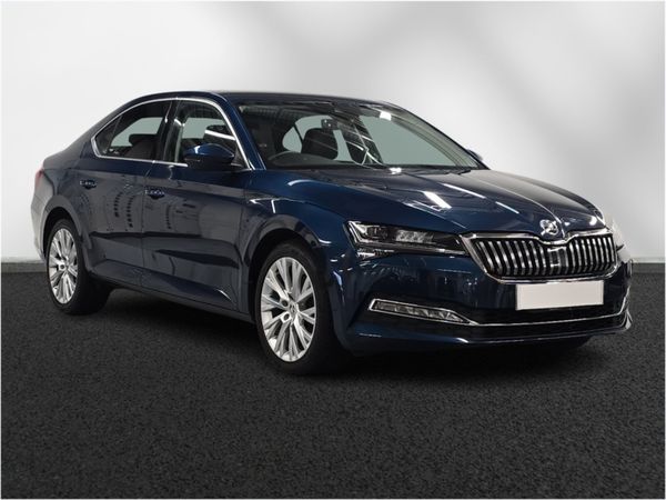 Skoda Superb Hatchback, Diesel, 2024, Blue