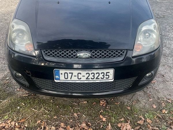 Ford Fiesta Hatchback, Petrol, 2007, Black