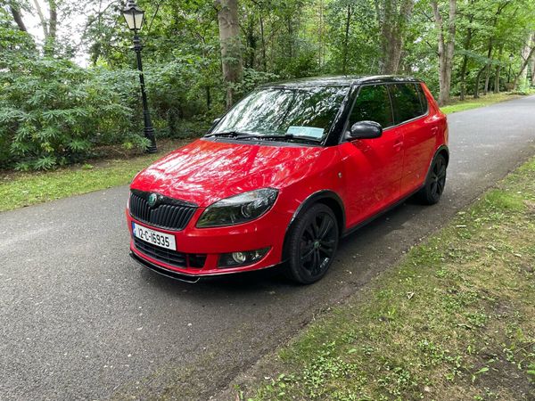 Skoda Fabia Hatchback, Diesel, 2012, Red
