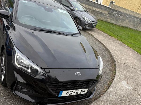 Ford Focus Hatchback, Petrol Hybrid, 2022, Black
