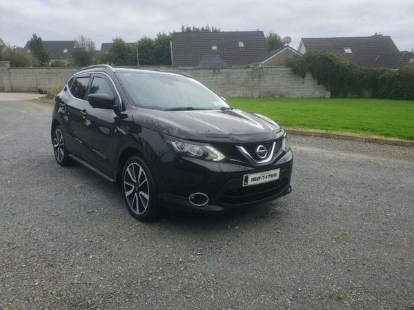 Nissan Qashqai Hatchback, Diesel, 2016, Black