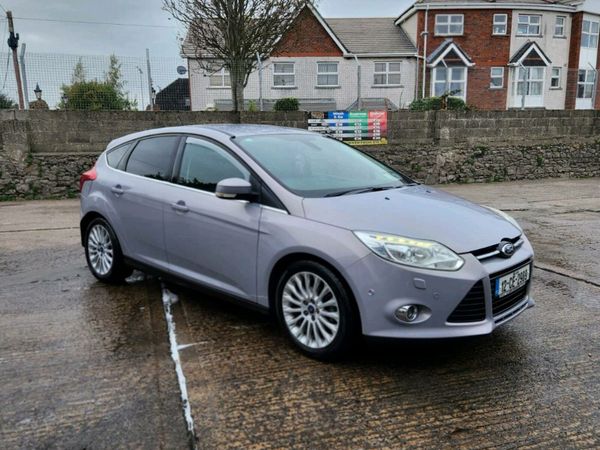 Ford Focus Hatchback, Diesel, 2012, Silver
