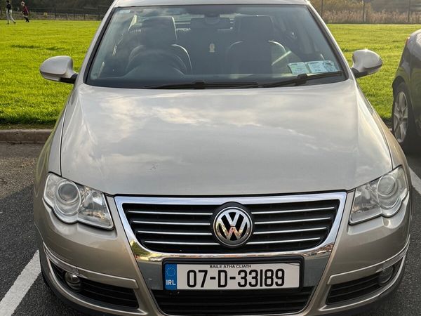 Volkswagen Passat Saloon, Petrol, 2007, Beige
