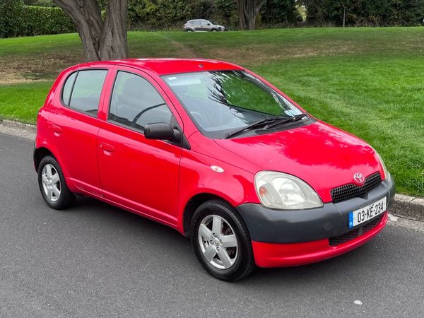 Toyota Yaris Hatchback, Petrol, 2003, Red