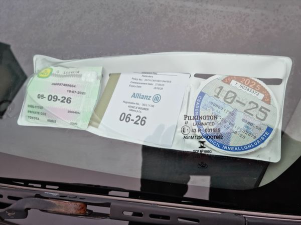 Toyota Auris Hatchback, Petrol, 2009, Silver