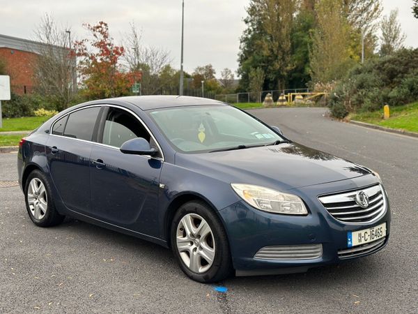 Vauxhall Insignia Hatchback, Diesel, 2011, Blue
