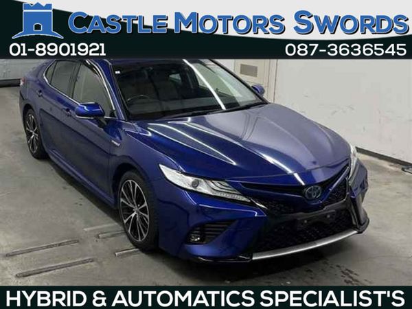 Toyota Camry Saloon, Petrol Hybrid, 2019, Blue
