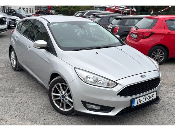 Ford Focus Hatchback, Diesel, 2017, Grey