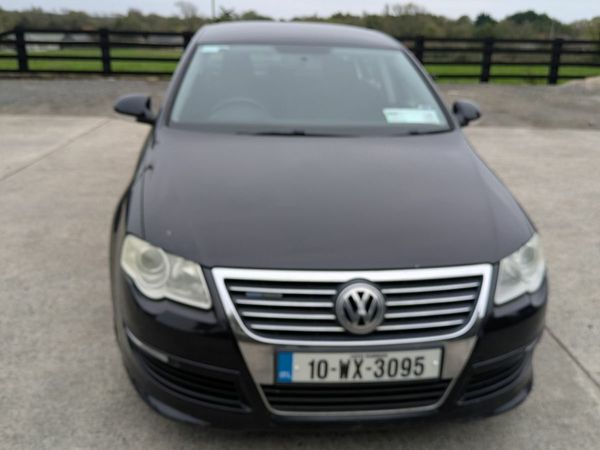 Volkswagen Passat Saloon, Diesel, 2010, Black