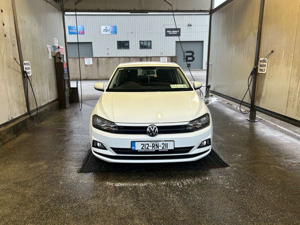 Volkswagen Polo Hatchback, Petrol, 2021, White