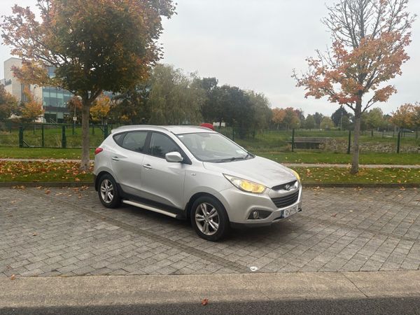 Hyundai ix35 SUV, Diesel, 2012, Silver