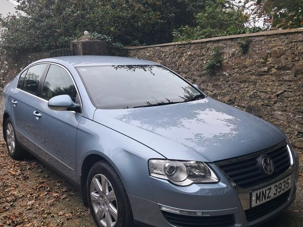 Volkswagen Passat Saloon, Diesel, 2008, Blue
