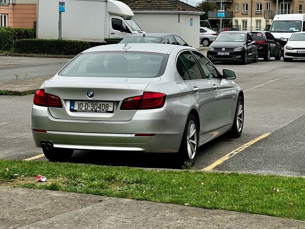 BMW 5-Series Saloon, Diesel, 2010, Silver