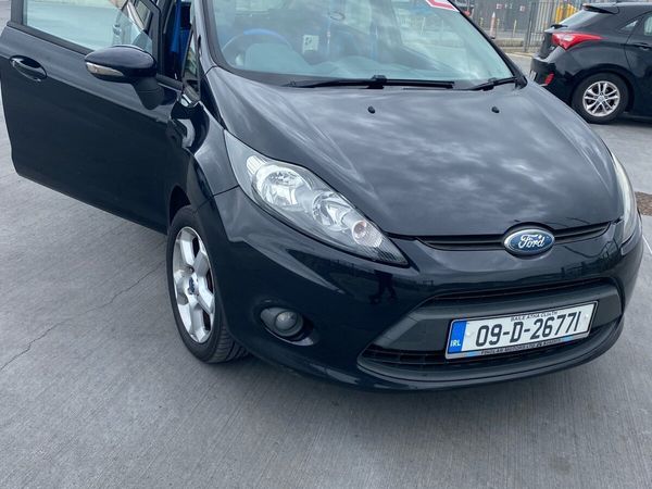 Ford Fiesta Hatchback, Diesel, 2009, Black
