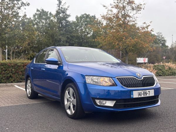 Skoda Octavia Saloon, Diesel, 2014, Blue