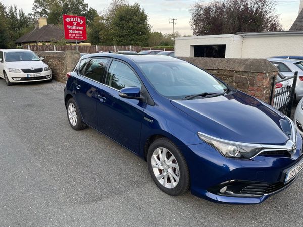 Toyota Auris Hatchback, Petrol Hybrid, 2017, Blue