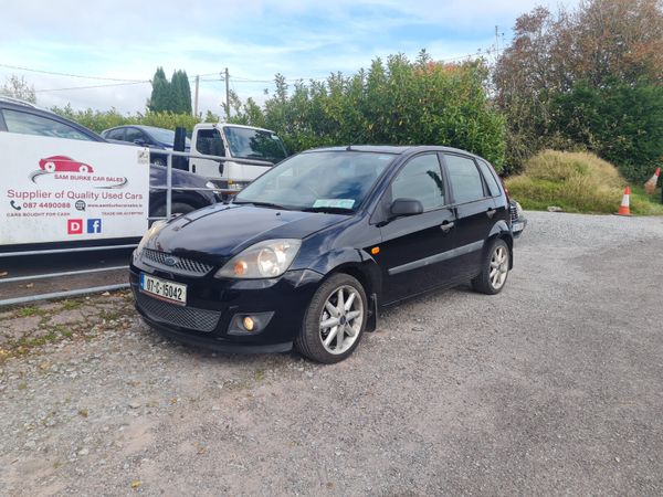 Ford Fiesta Hatchback, Petrol, 2007, Black