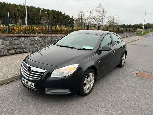 Vauxhall Insignia Hatchback, Diesel, 2013, Black