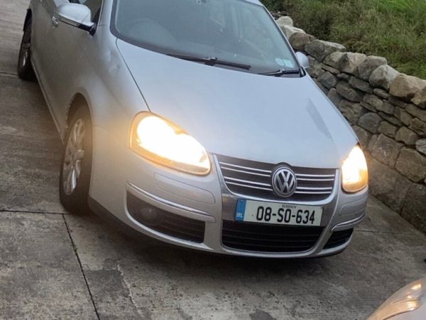 Volkswagen Jetta Saloon, Diesel, 2008, Silver