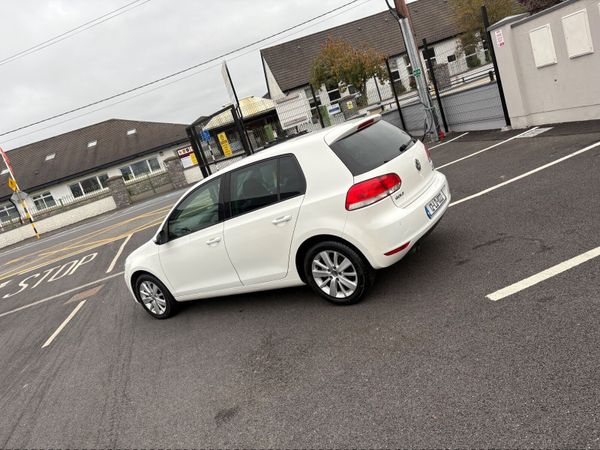 Volkswagen Golf Hatchback, Diesel, 2012, White