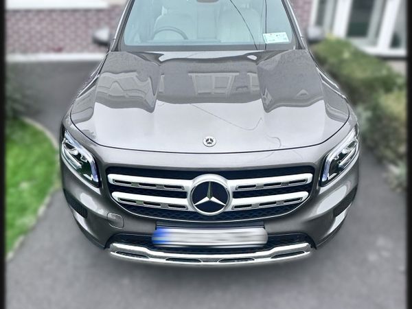 Mercedes-Benz GLB Estate/Jeep, Petrol, 2023, Grey