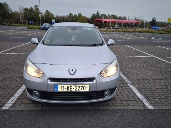 Renault Fluence Saloon, Diesel, 2011, Silver