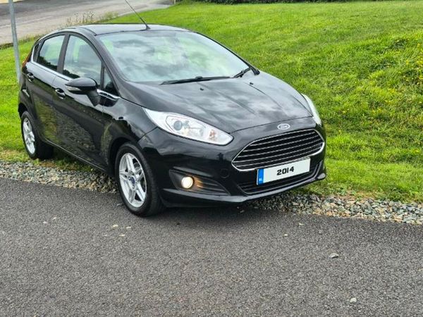 Ford Fiesta Hatchback, Petrol, 2014, Black