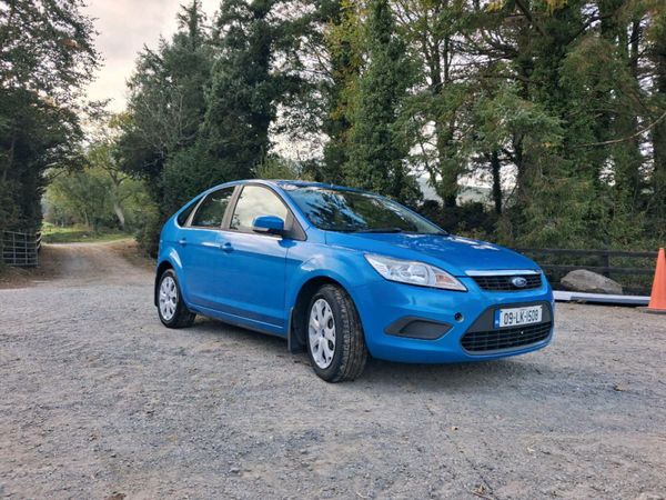 Ford Focus Hatchback, Petrol, 2009, Blue