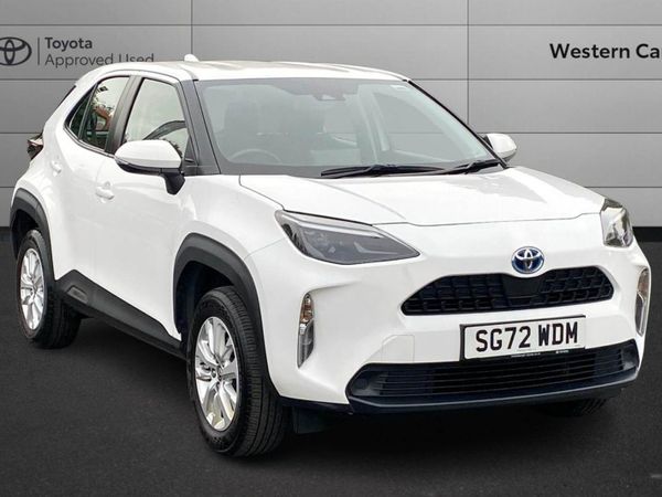 Toyota Yaris Cross , Petrol Hybrid, 2022, White