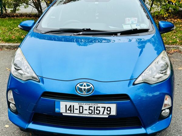 Toyota Aqua Hatchback, Petrol Hybrid, 2014, Blue