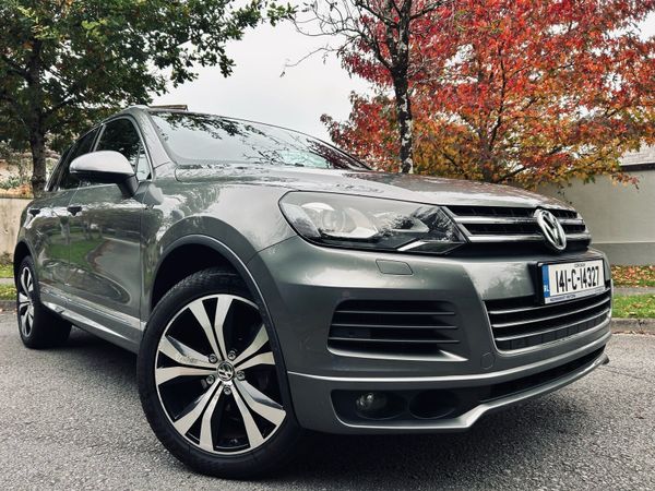 Volkswagen Touareg SUV, Diesel, 2014, Grey