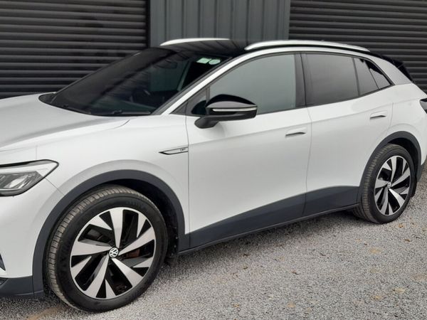 Volkswagen ID.4 Saloon, Electric, 2021, White