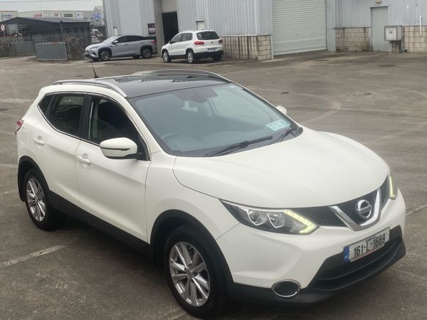 Nissan Qashqai Hatchback, Diesel, 2016, White