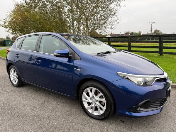 Toyota Auris Hatchback, Petrol Hybrid, 2017, Blue