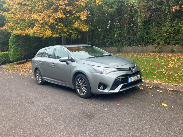 Toyota Avensis Estate, Diesel, 2017, Grey