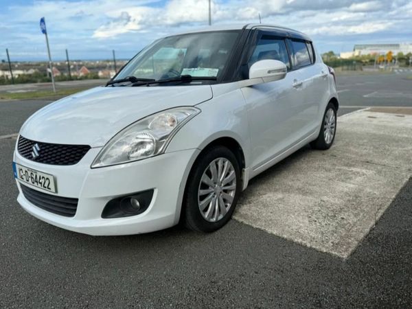 Suzuki Swift Hatchback, Petrol, 2012, White