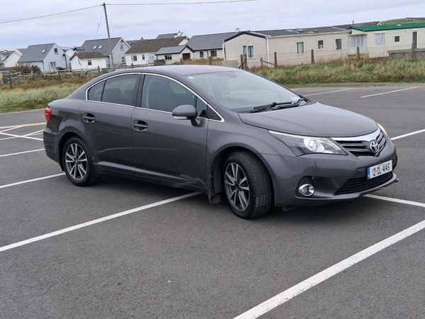 Toyota Avensis Saloon, Diesel, 2012, Grey