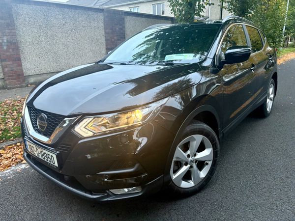Nissan Qashqai MPV, Petrol, 2019, Black