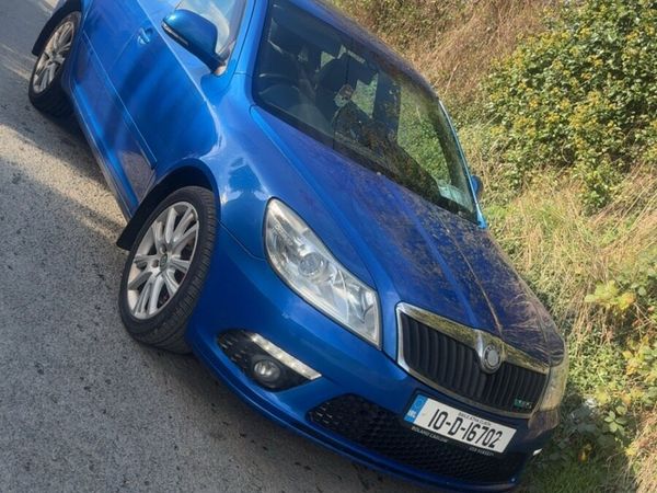 Skoda Octavia Saloon, Diesel, 2010, Blue