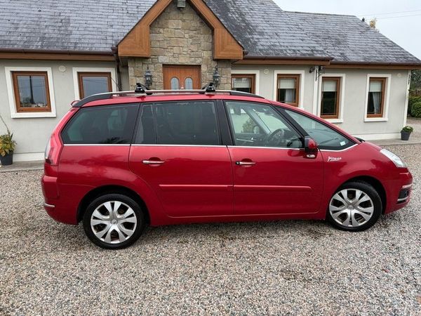 Citroen C4 Picasso MPV, Diesel, 2013, Red