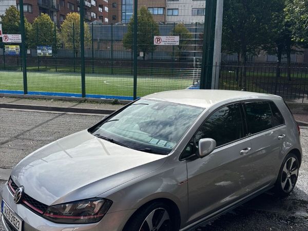 Volkswagen Golf Hatchback, Petrol, 2014, Grey