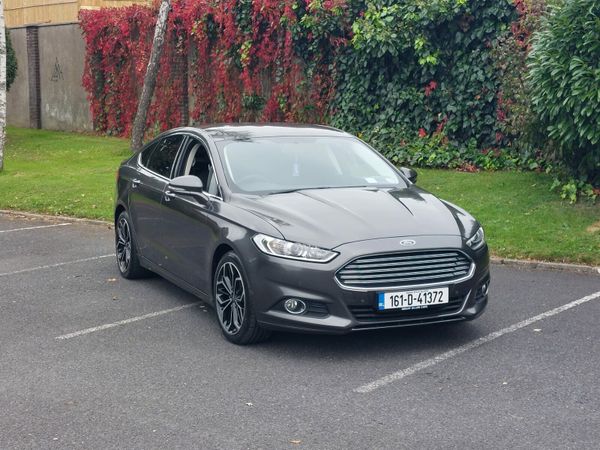 Ford Mondeo Hatchback, Diesel, 2016, Grey