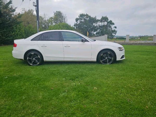 Audi A4 Saloon, Diesel, 2012, White