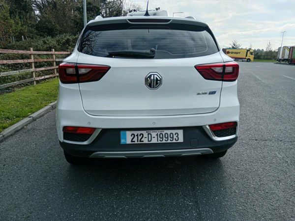MG ZS Hatchback, Electric, 2021, White