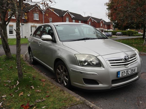 Toyota Avensis Saloon, Petrol, 2007, Silver